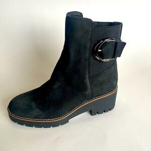Blondo‎ Women's 7.5 SINGLE LEFT Dakota Waterproof Boot Black Lug Sole Amputee